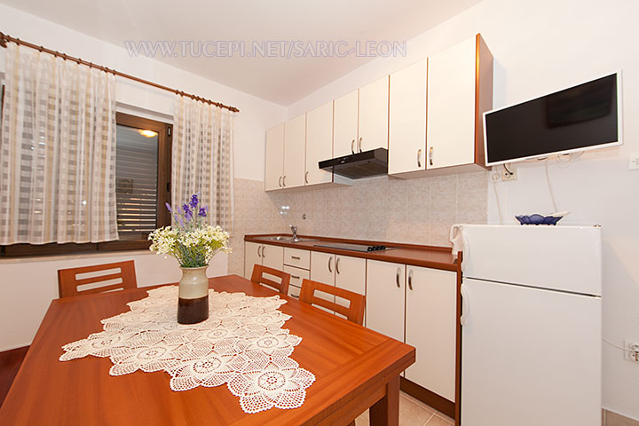 dining room - Apartments Marija Šarić, Tučepi