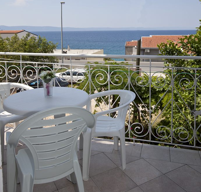 Apartments Sandra Šarić, Tučepi - balcony