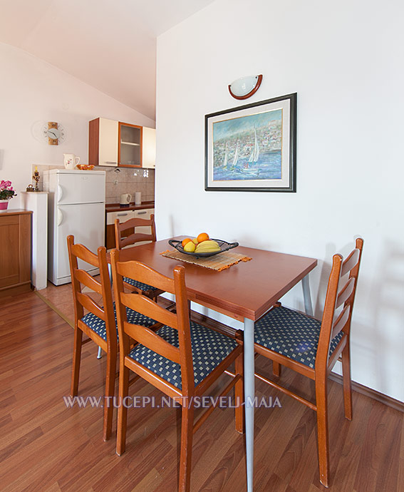 dining room - Apartments Maja Ševelj, Tučepi