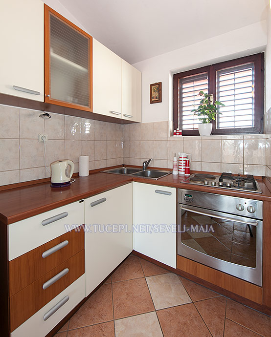 kitchen - Apartments Maja Ševelj, Tučepi