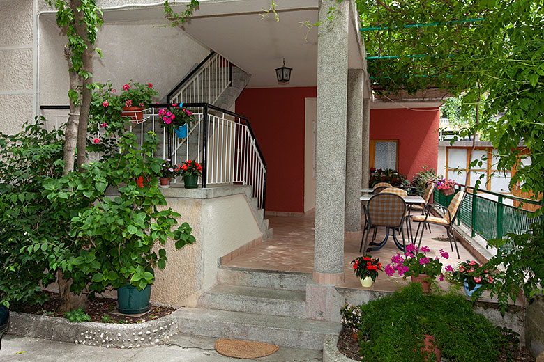terrace - apartments Maja Ševelj, Tučepi