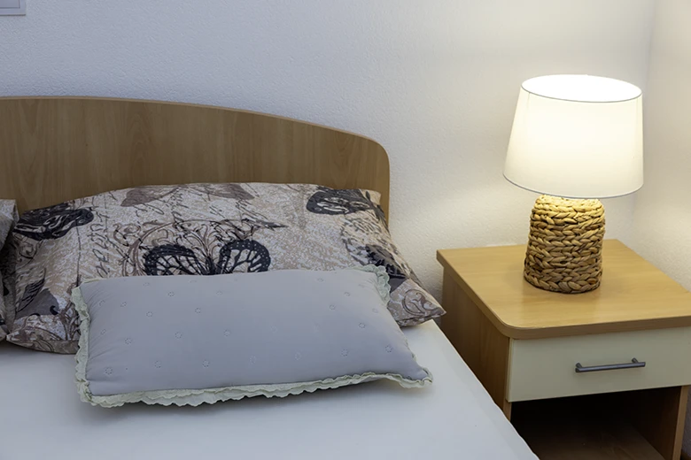 Apartments Silva, Tučepi - bedroom detail