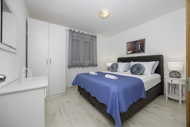 Apartments Silva, Tučepi - bedroom