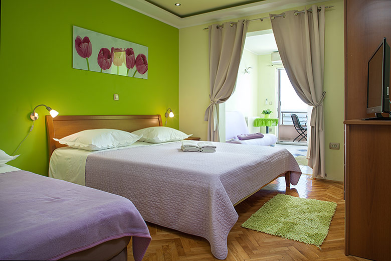 Apartments Šimić, Tučepi - bedroom