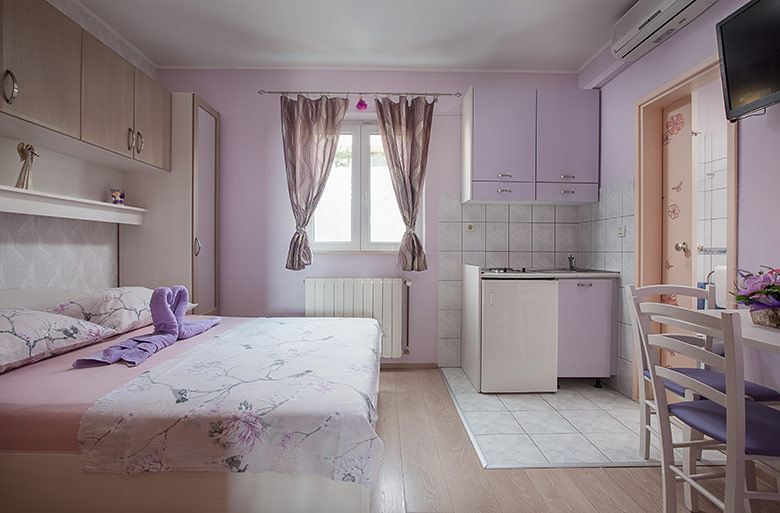 Apartments Šimić, Tučepi - bedroom