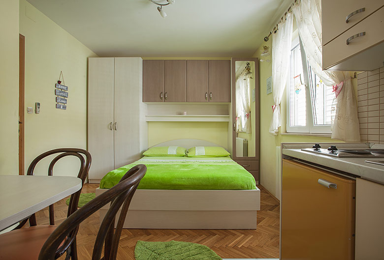 Apartments Šimić, Tučepi - bedroom