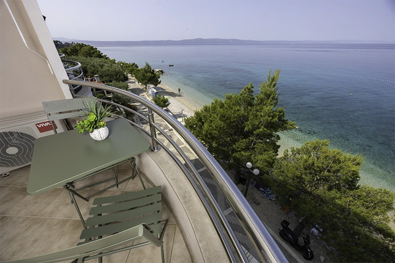 Apartments Šimić, Tučepi - balcony with sea view