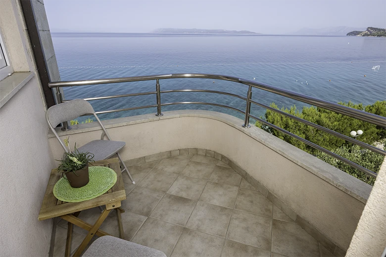 Apartments Šimić, Tučepi - balcony with sea view