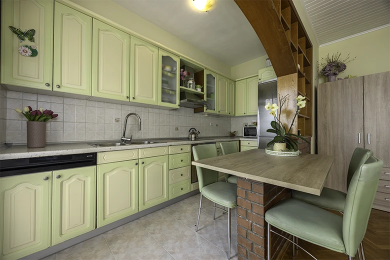 Apartments Šimić, Tučepi - kitchen