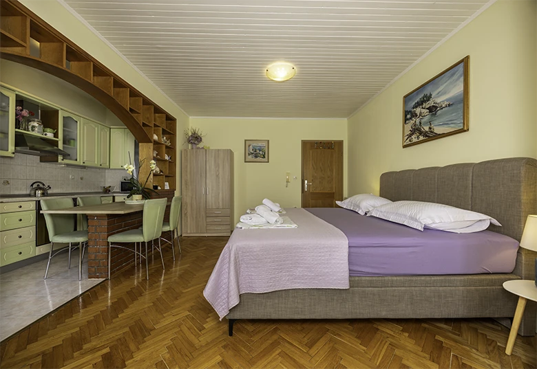 Apartments Šimić, Tučepi - living room