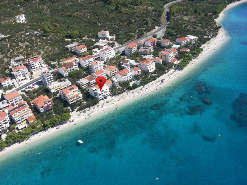 apartments Šimić, Tučepi - aerial view of beach