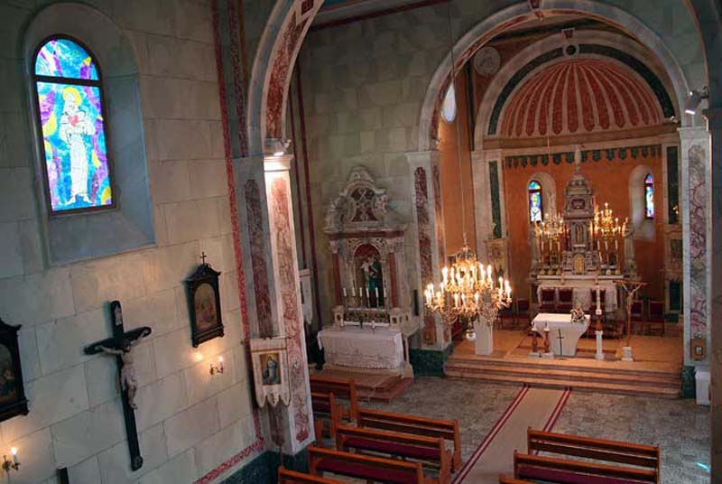 Tučepi, church st. Ante - interior
