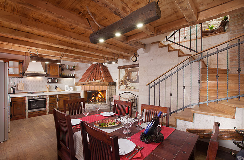 Villa Stina, Tučepi - dining room
