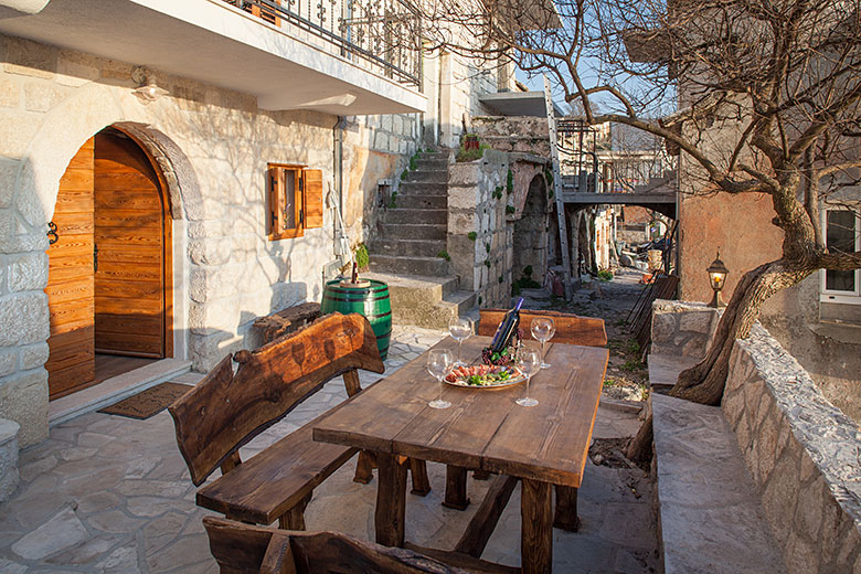 Villa Stina, Tučepi - outdoor table