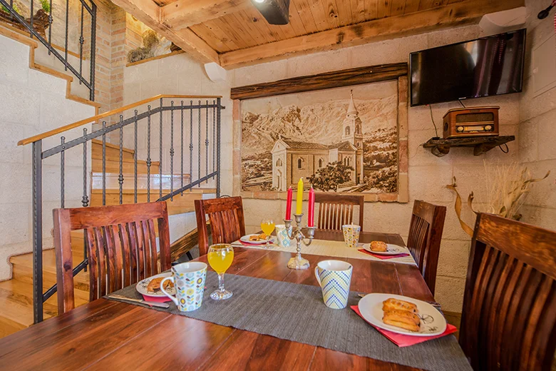 Villa Stina, Tučepi - dining room