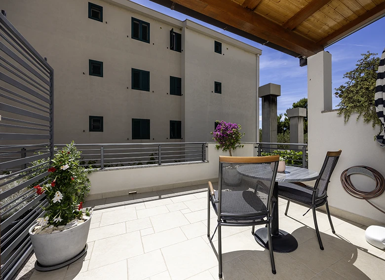 Apartments Šućur, Tučepi - veranda