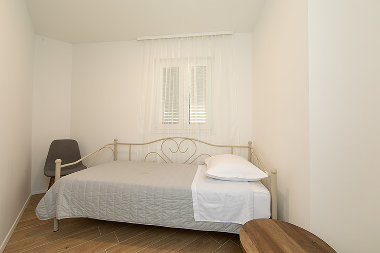 Apartments Šućur, Tučepi - bedroom