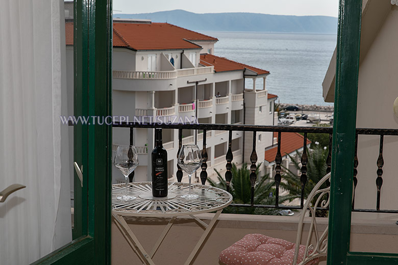 apartments Suzana, Tuepi - balcony with sea view