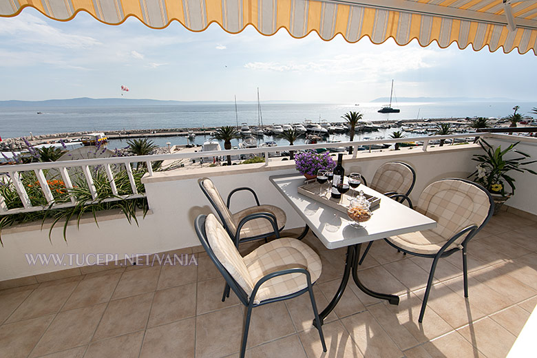 Apartments Vanja - balcony with seaview