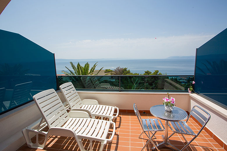 Villa Palma, Tučepi - balcony with sea view