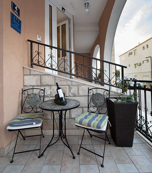 apartment Villa Fina, Tučepi - veranda