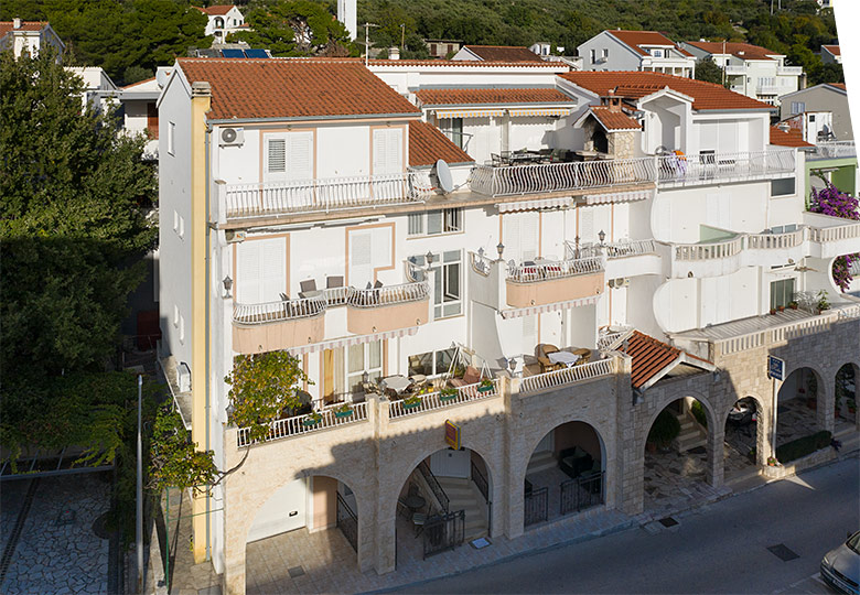 Villa Fina, Tučepi, house - aerial view