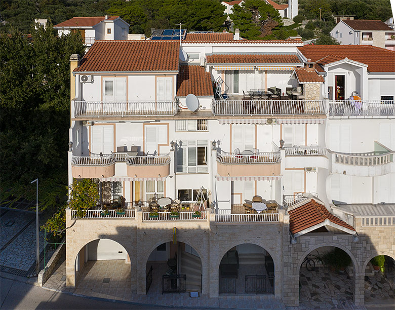 Villa Fina, Tučepi, house - aerial view