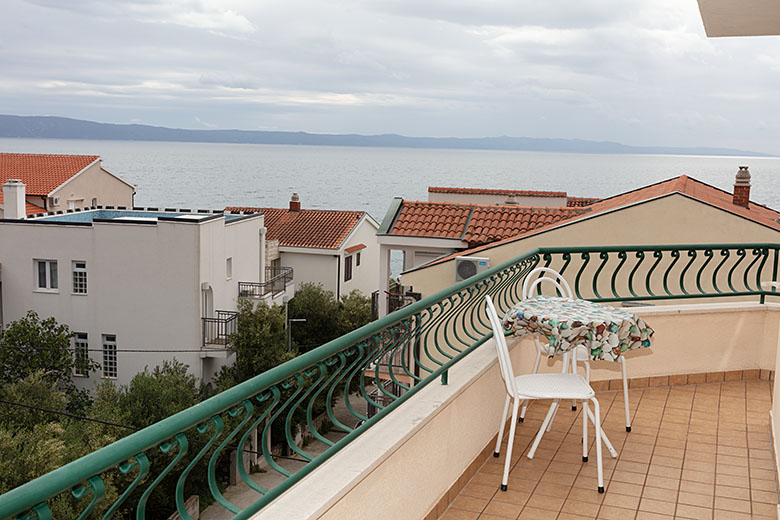 Apartments Vila Marko, Tučepi - balcony with sea view