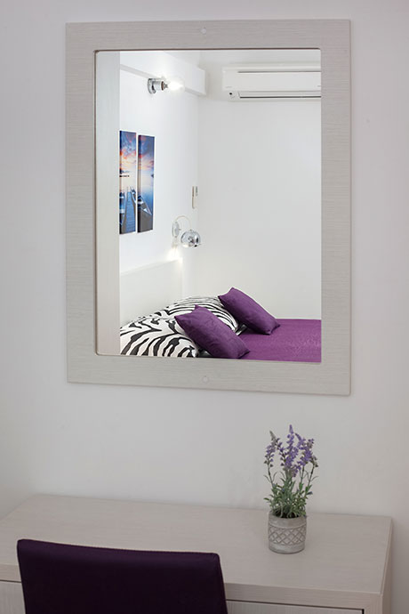 mirror - Apartments Vila Nela, Tučepi