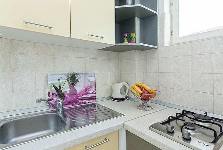 Apartments Vila Nela, Tučepi - kitchen