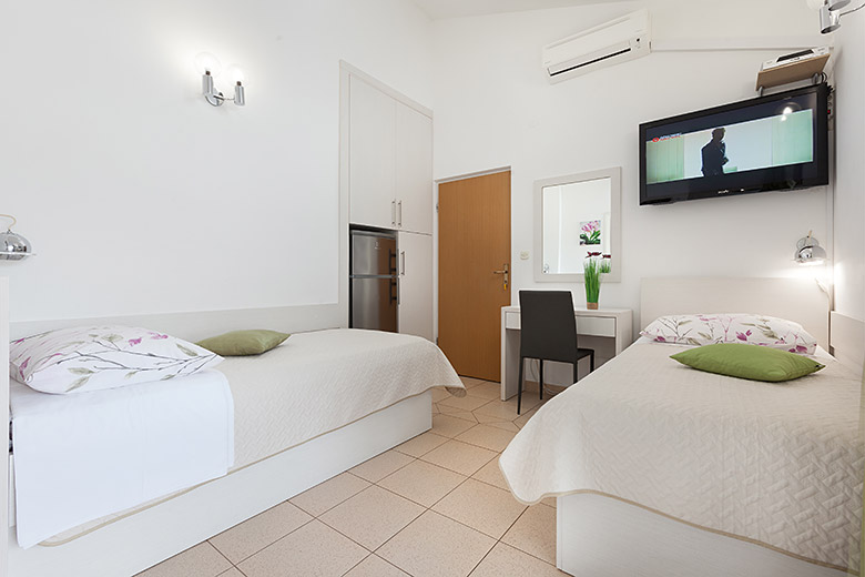 bedroom, Apartments Vila Nela, Tučepi