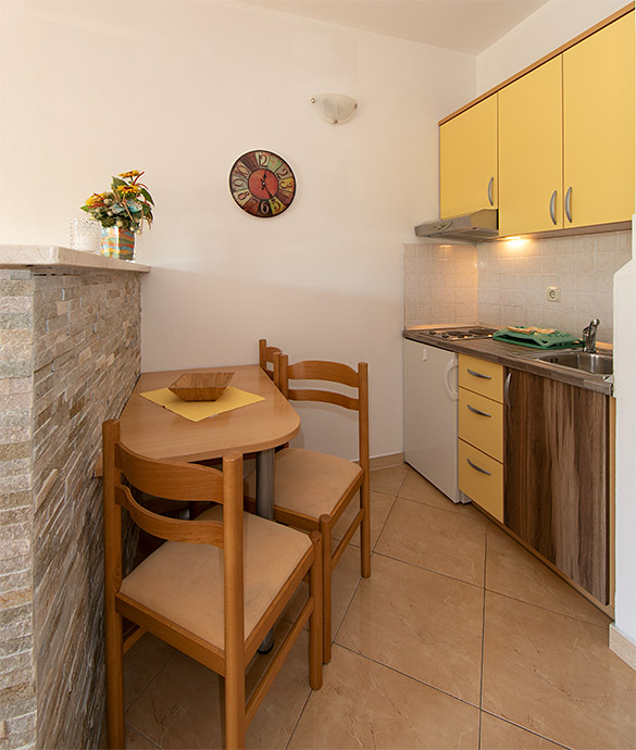 dining room - Apartments Norka, Tučepi