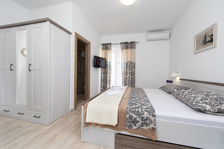 bedroom - Apartments Viskovića dvori, Tučepi
