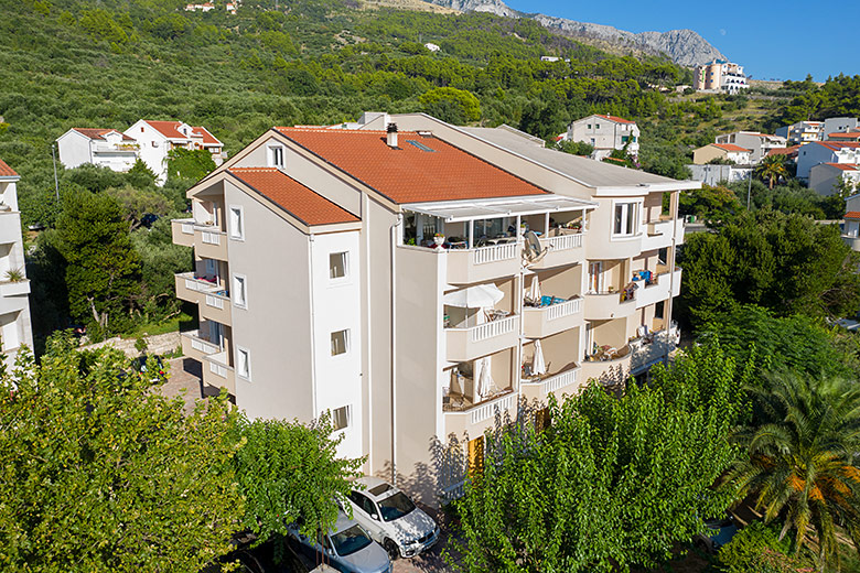 Viskovića dvori house, aerial view