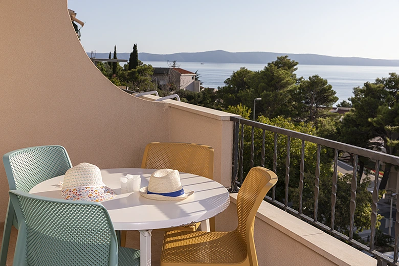 balcony with sea view