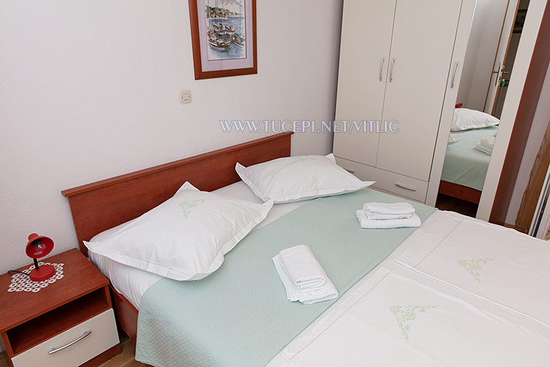 Apartments Vitlić, Tučepi - bedroom