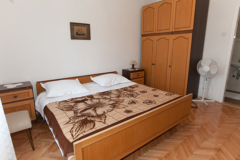 Apartments Vitlić, Tučepi - bedroom