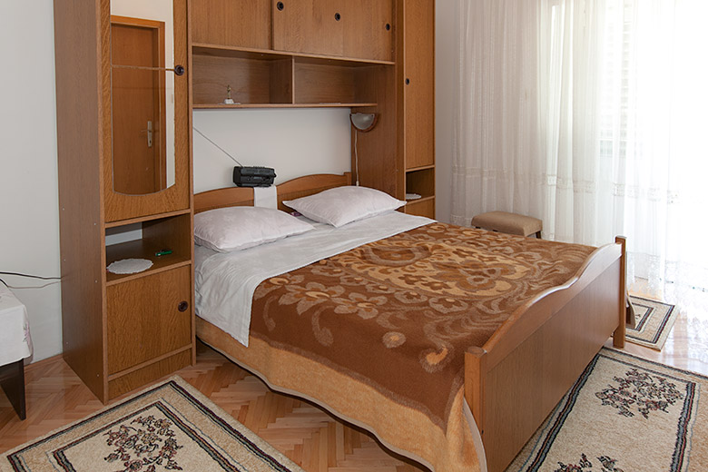 Apartments Vitlić, Tučepi - bedroom