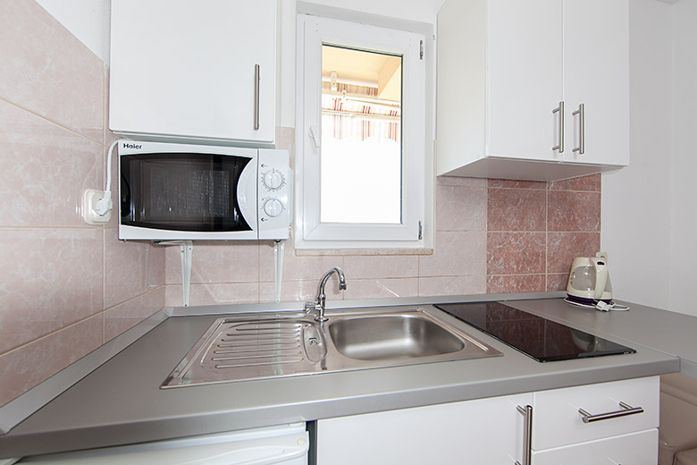 Apartments Vitlić, Tučepi - kitchen