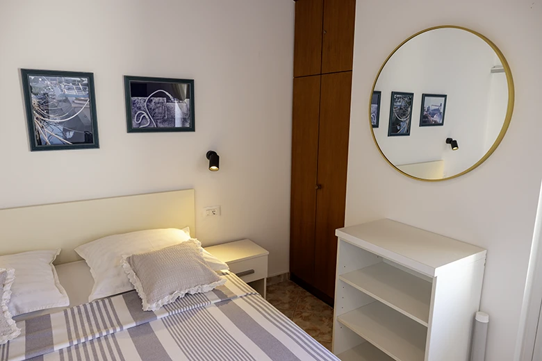 Apartments Ženja, Tučepi - bedroom