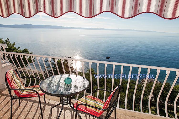 Apartments Ženja, Tučepi - balcony with sea view