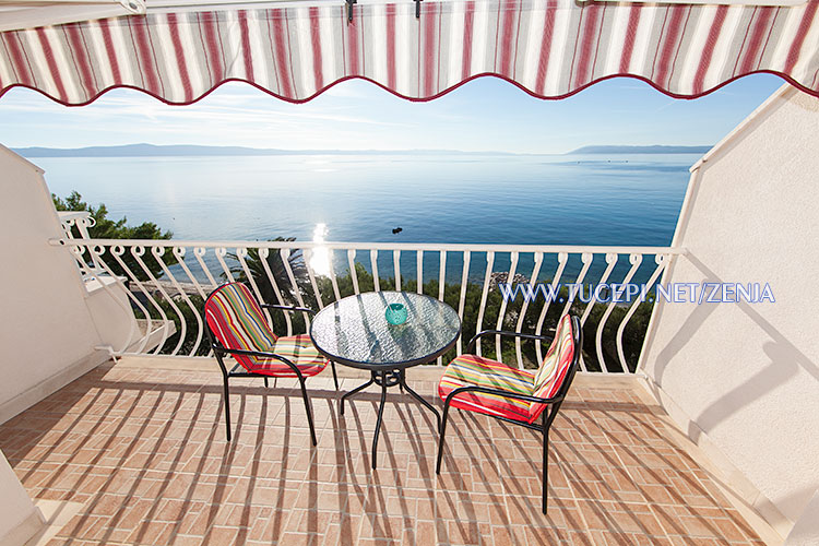 Apartments Ženja, Tučepi - balcony with sea view