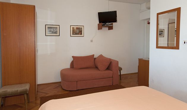 Apartments Ženja, Tučepi - bedroom