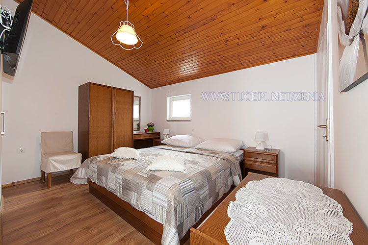 Apartments Ženja, Tučepi - bedroom