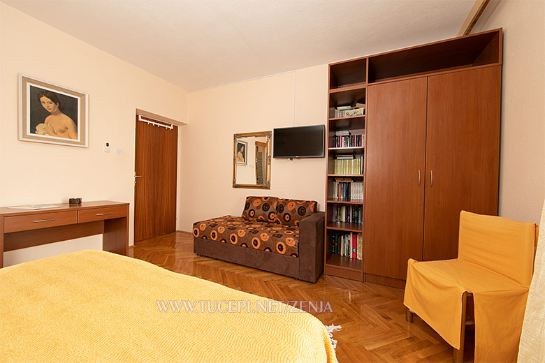 Apartments Ženja, Tučepi - bedroom