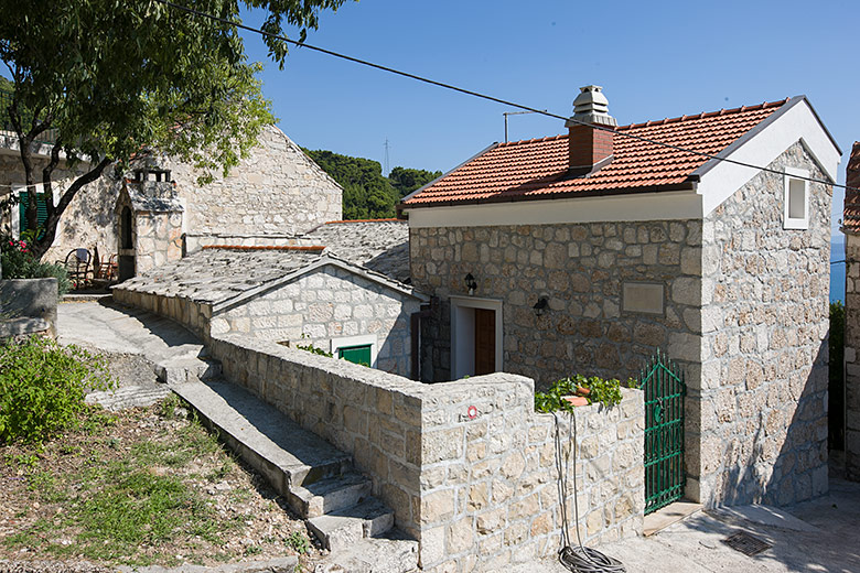 house Ševelji - apartments Ženja